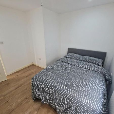Mile End Budget Guesthouse London Eksteriør bilde